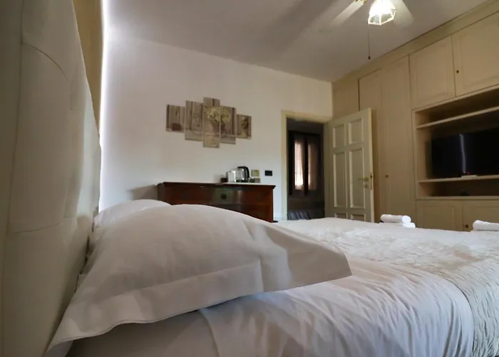Bed & Breakfast Oasi Ferrara