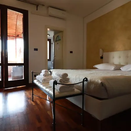 Bed & Breakfast Oasi Ferrara