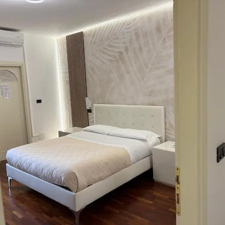 Oda ve Kahvaltı Oasi 4*